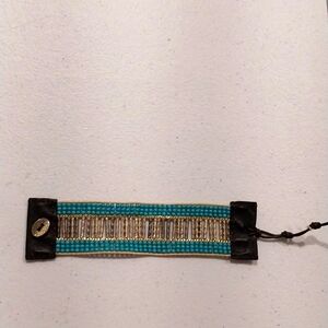 Lucky Brand southwestern turquoise silver look bracelet like new